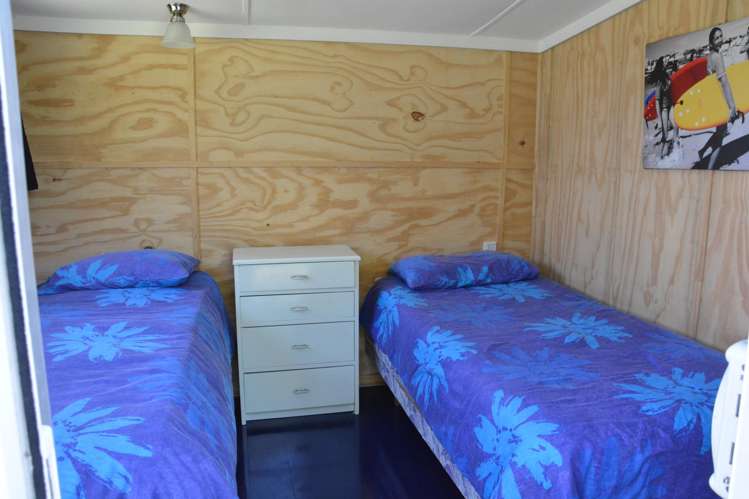 5 Tokopapa Street Mokau_18