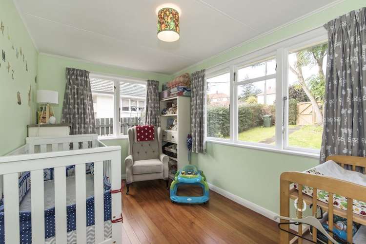 11 Coates Crescent Panmure_8