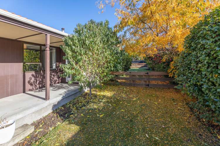 38 Millstream Drive Lincoln_19