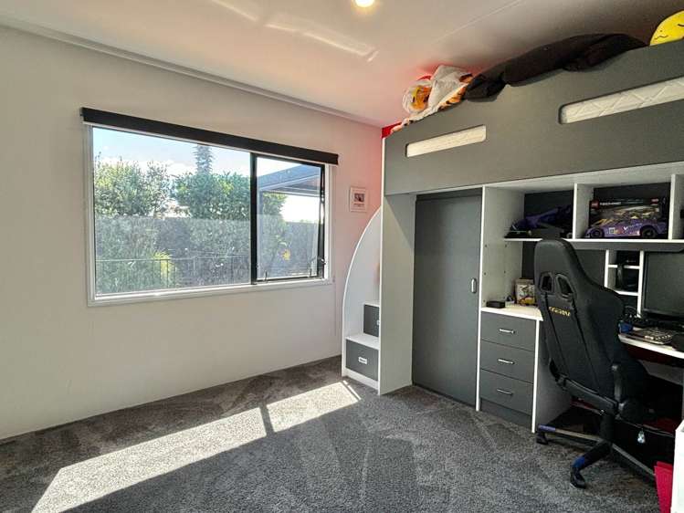 209 Whangaparaoa Road Red Beach_3