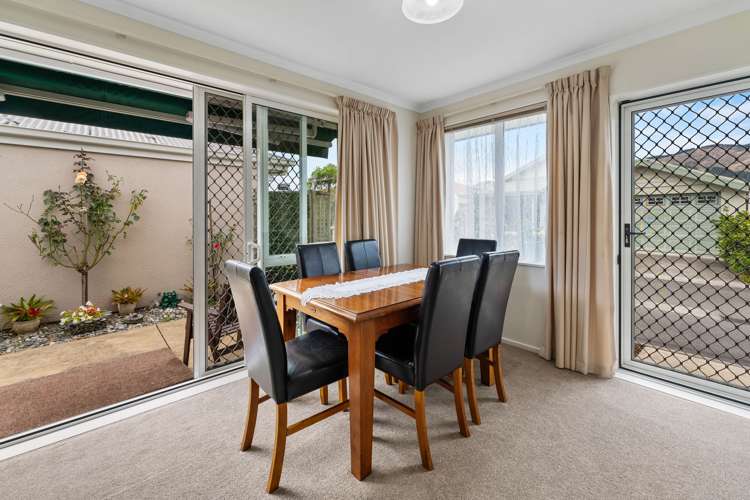 4 Ivy Crescent Richmond_8