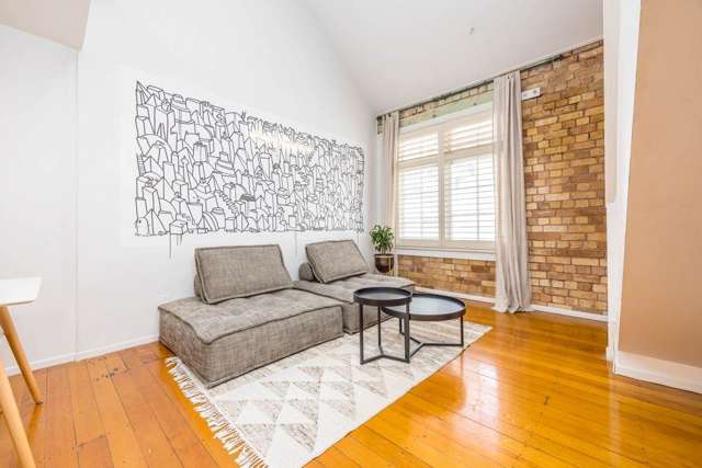 2a/4 Lorne Street City Centre_3