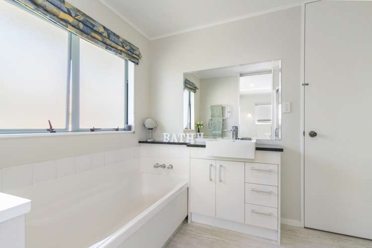 6 Elderberry Road Pakuranga Heights_9