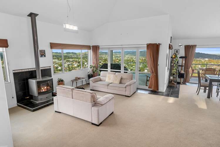 16 Louisa Lane Kamo_9