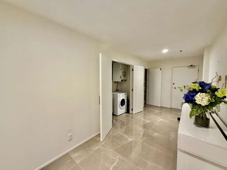 8A/196 Hobson Street 10015_9