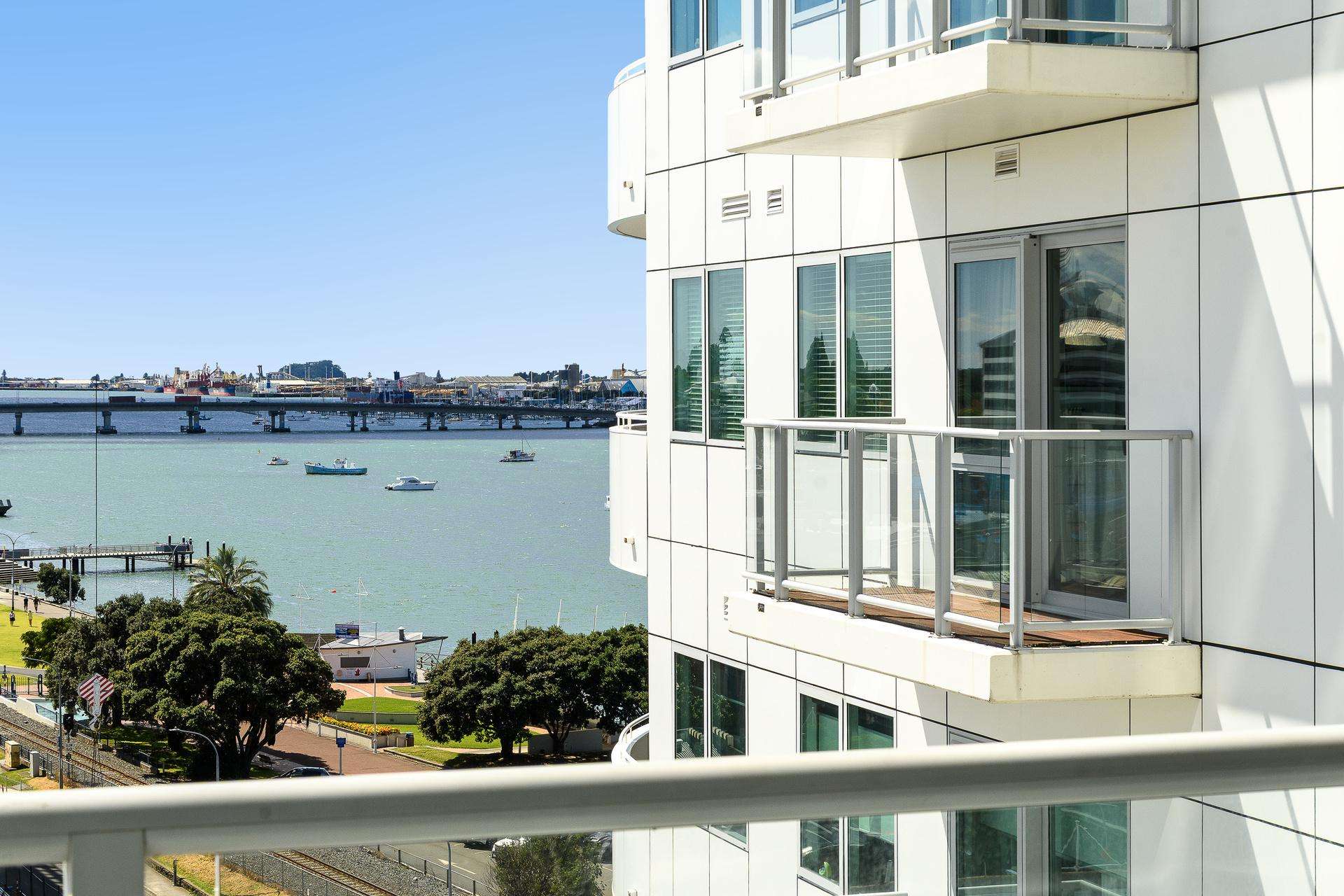 902/72 Devonport Road Tauranga Central_0