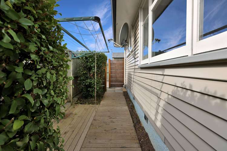 111 Creek Road Allenton_33