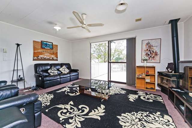 1/66 Kamara Road Glen Eden_2