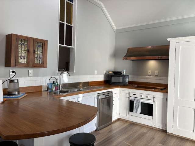 122 Stout Street 1190_1