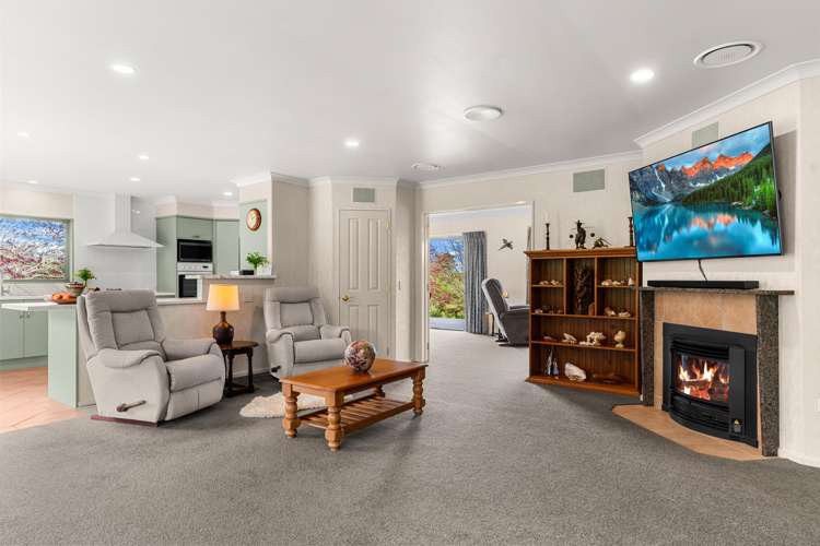 49 Newton Road Maungatapere_12