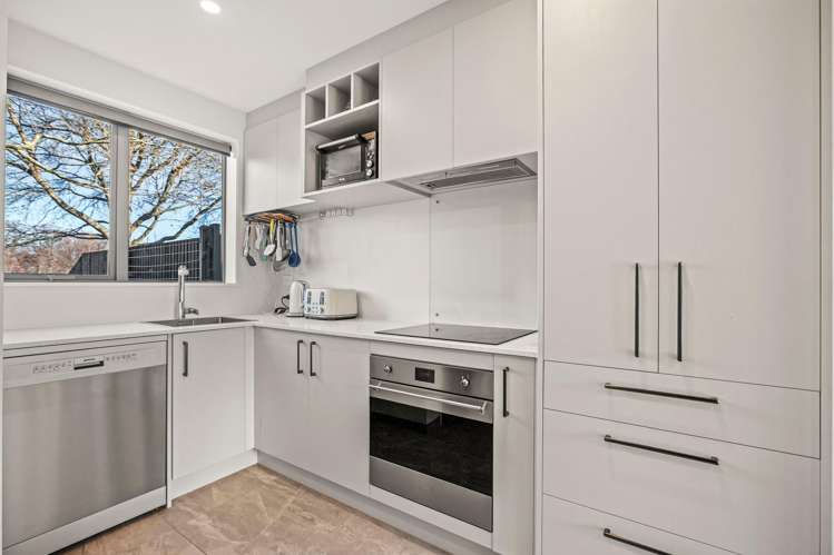 18/27 Harewood Road Papanui_12