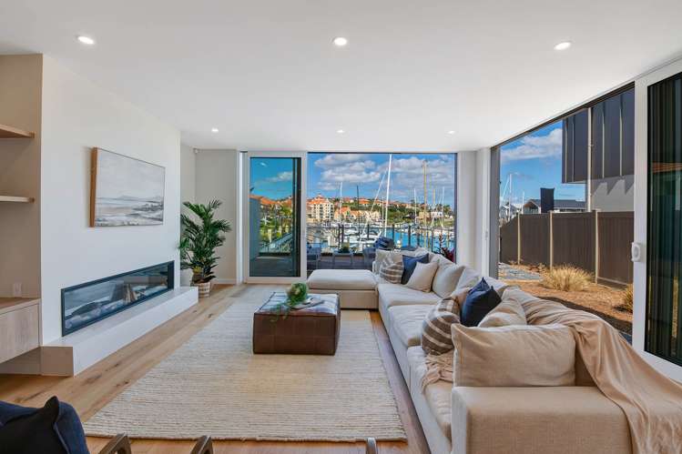 575B Laurie Southwick Parade Gulf Harbour_15