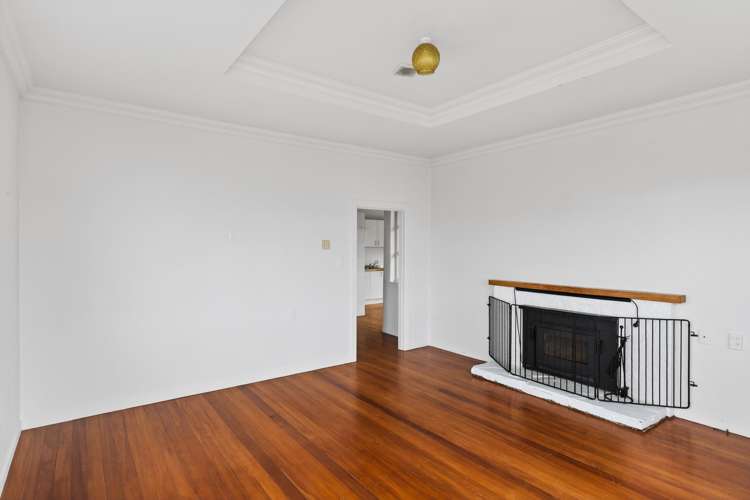 51 Douglas Street Okitu_6