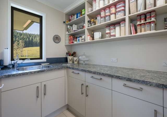 21 Serpentine River Road Aniseed Valley_4