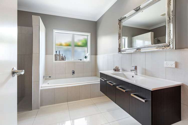 9 Bellbird Rise Pyes Pa_14