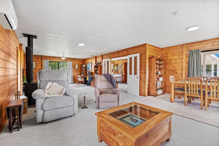 2006A State Highway 1 Whakapara_13