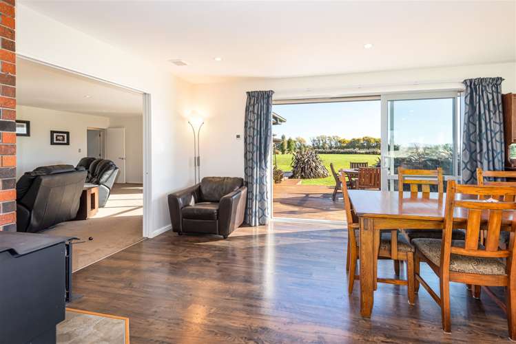 42 Mountvista Road Fernside_13