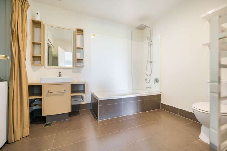 8/63 Kestev Drive Flat Bush_12