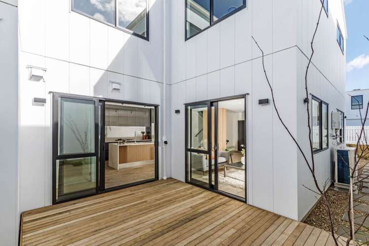 12 Green Bamboo Road Hobsonville_22