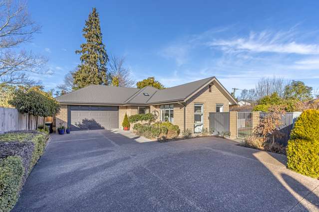 UNDER OFFER Fabulous Over 60's in Fendalton