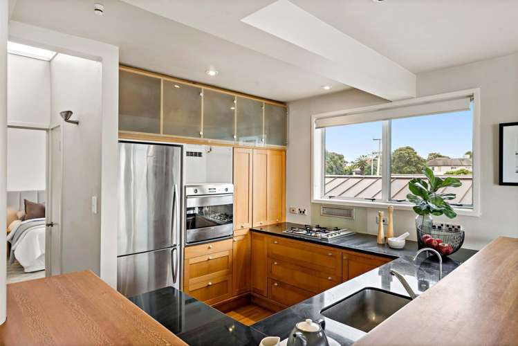 2/8a Audrey Road Takapuna_20