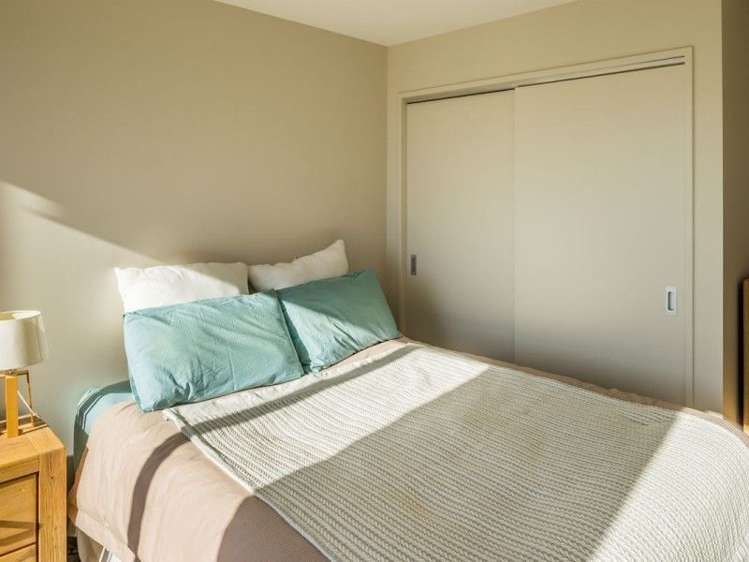 5a/21 Rugby Street Mount Cook_3