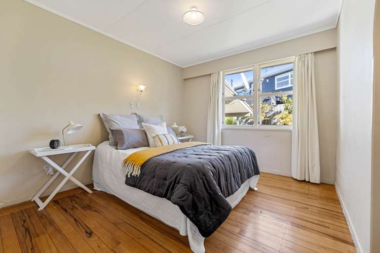 8 Liston Avenue Hilltop_5