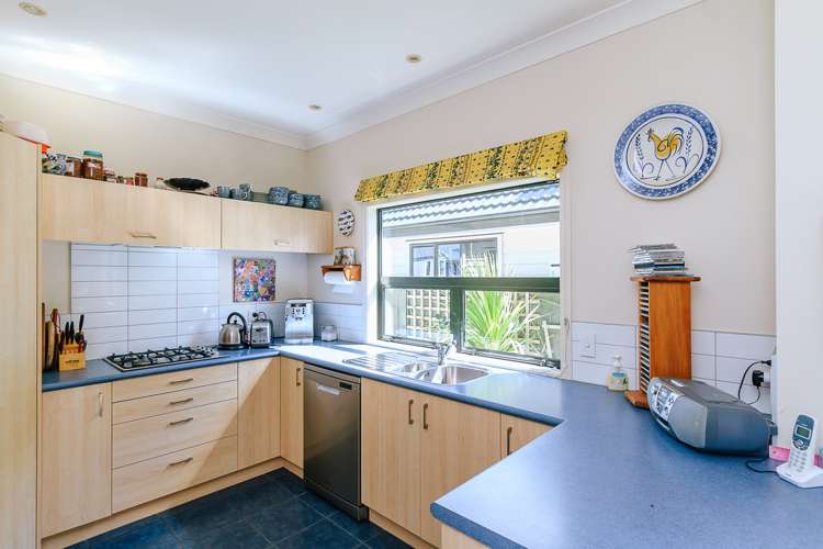 9 Heretaunga Street Petone_4