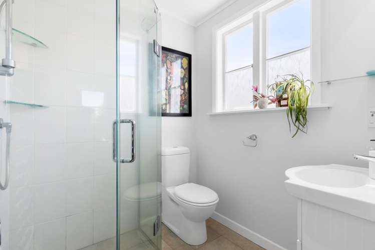 18 Raine Street Karori_17