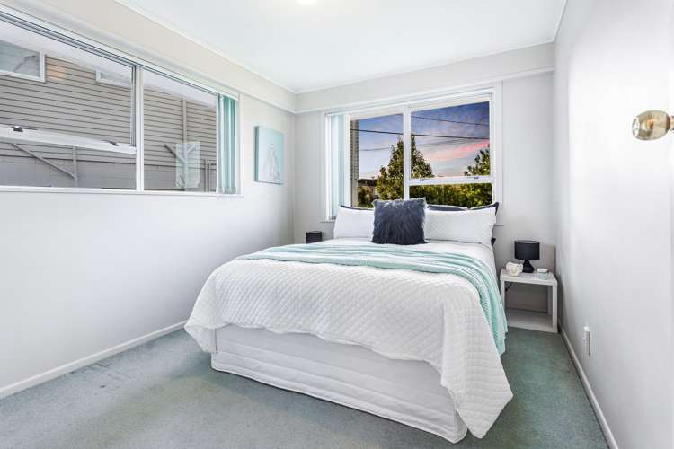 33 Tiroroa Avenue Te Atatu South_10