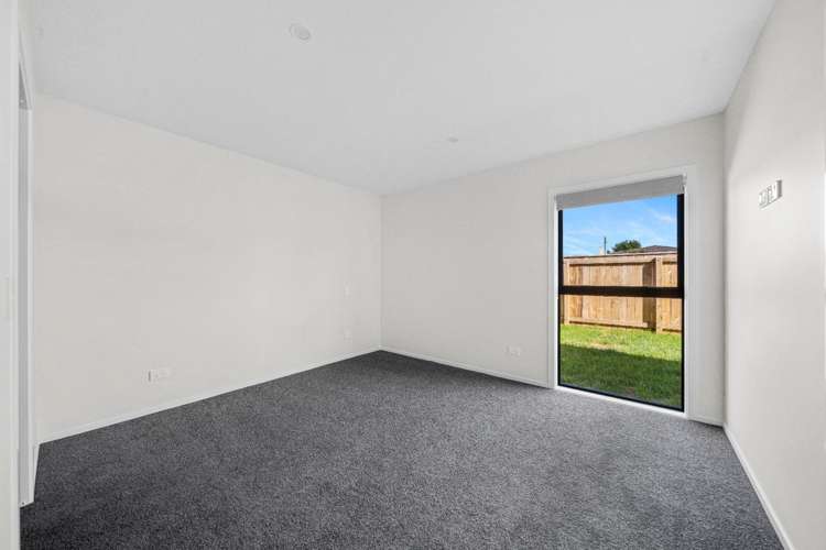 79 South Road 10754_8