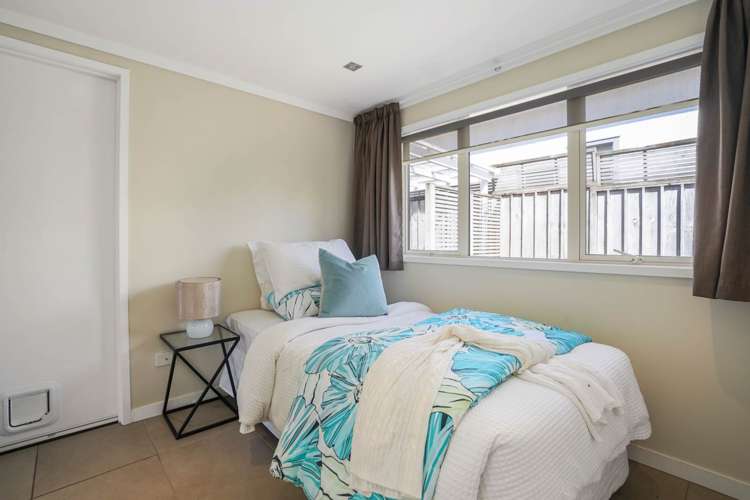 2/57 Kitchener Road Milford_17