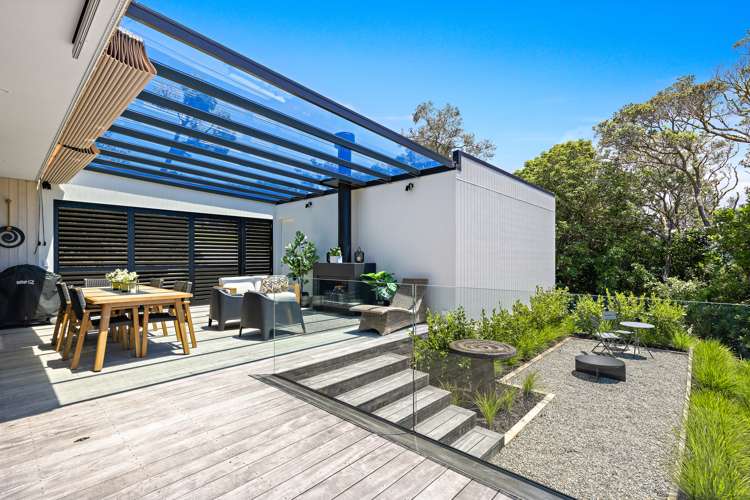 17 Rangimaarie Crescent Snells Beach_12