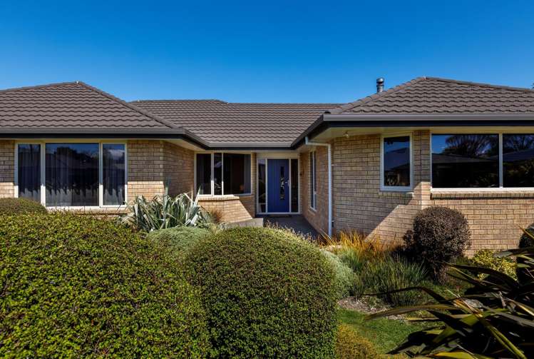 13 Springswood Grove Springlands_24