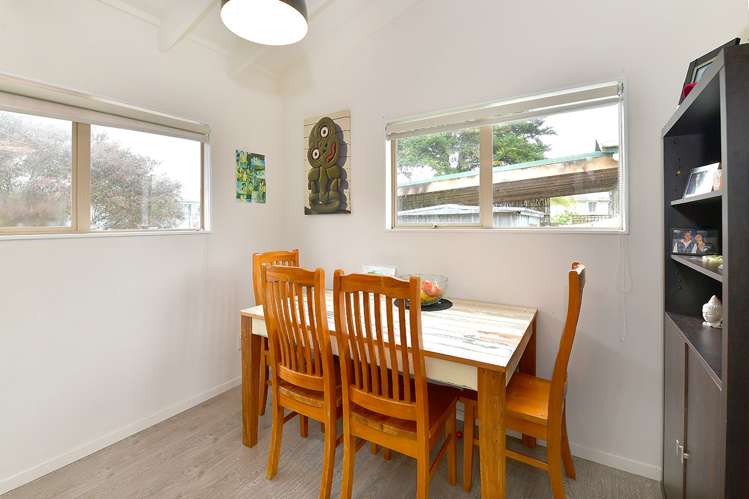 1/55c Springs Road Parakai_10