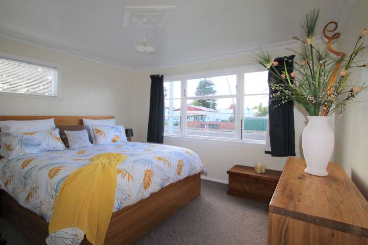 1 Huia Street Pahiatua_3