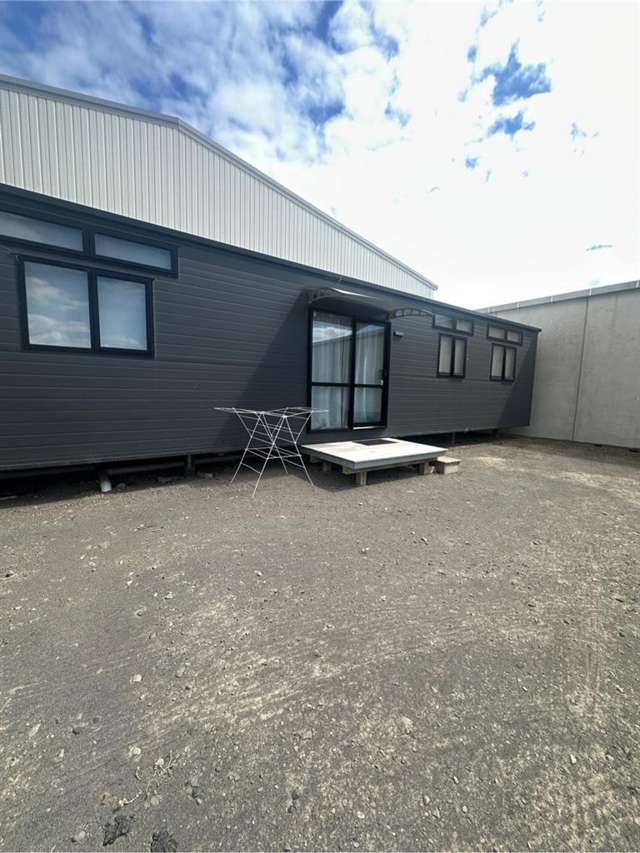 Tiny home available in Waiwhakaiho