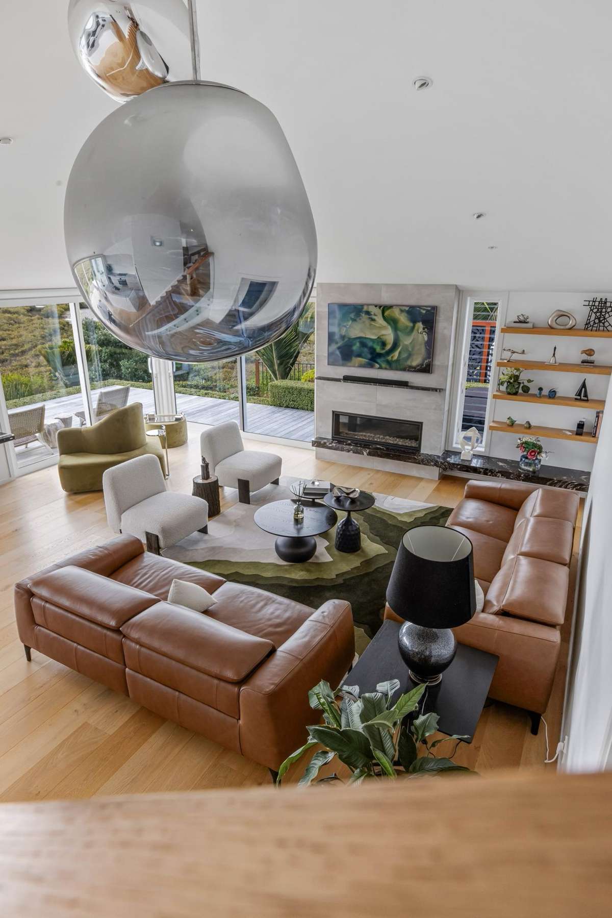 10 Miran Lane_2