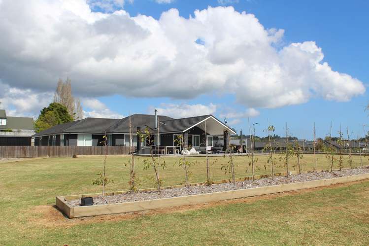 9 Awatiro Drive Kaukapakapa_34