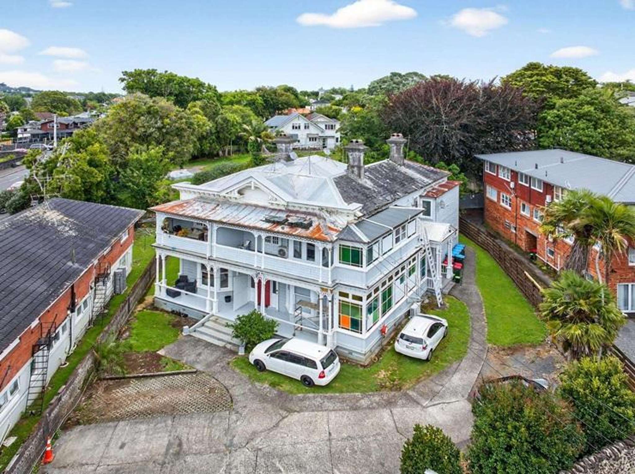 Rough around the edges and up for grabs: Epsom mansion for sale