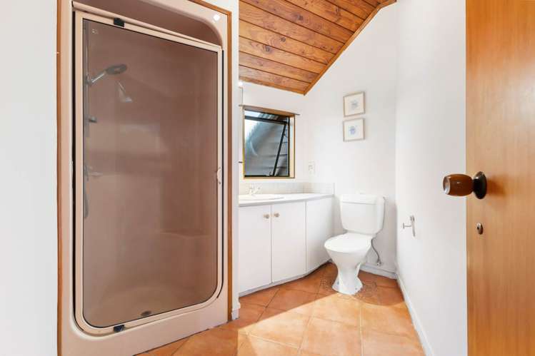 5a Gulf Crest Bucklands Beach_12