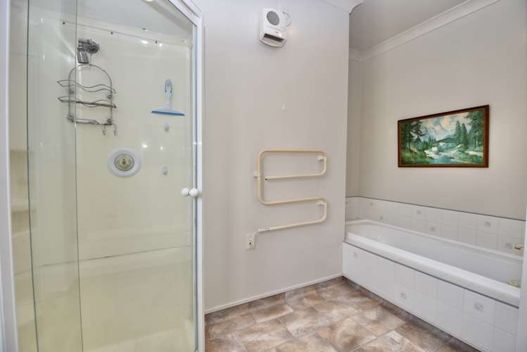 2 Mckenzie Terrace Carterton_14