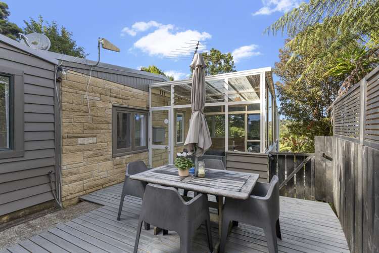 1114 Huia Road Huia_13