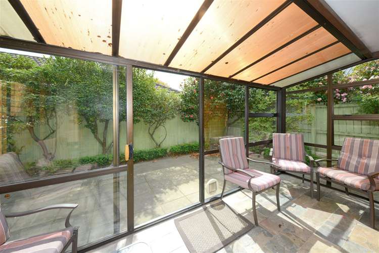 2/11 Rubens Place Burnside_5