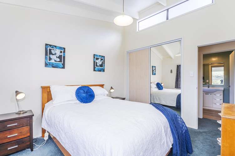 8 Ocean Beach Rd Tairua_12