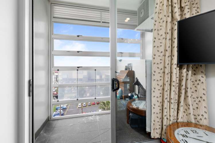 606/17 Amersham Way Manukau_9