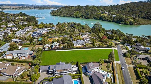 11 Oscar Road Greenhithe_4