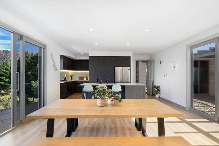 293 Riverbank Road Wanaka_10