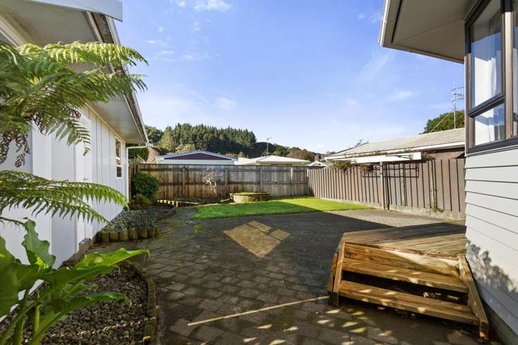 26 Momona Street Wainuiomata_17