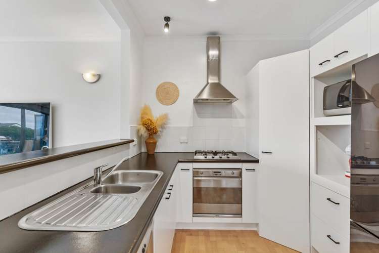 40 Danica Esplanade Te Atatu Peninsula_18